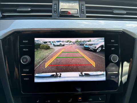 Volkswagen - Passat Variant