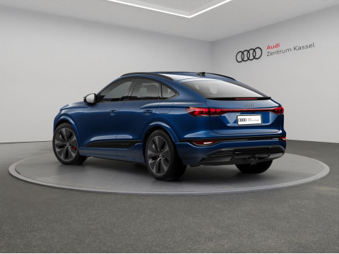 Audi - SQ6 SUV e-tron