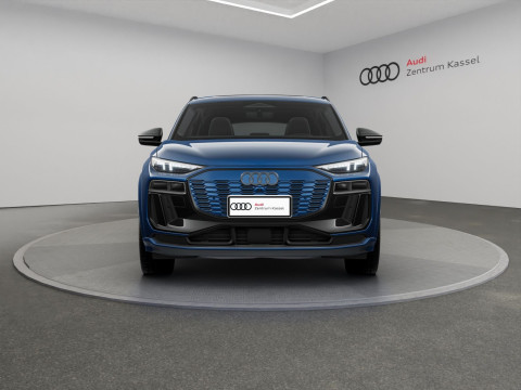 Audi - SQ6 SUV e-tron