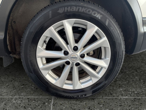 thumb-undefined