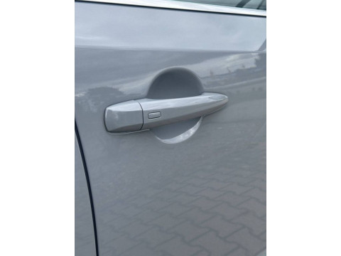 thumb-undefined