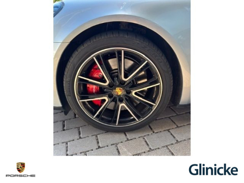 Porsche - Panamera
