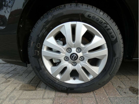 thumb-undefined