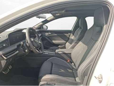 &Scaron;koda Superb - Superb Combi Sportline 2.0 TDI 4x4 (142kW) DSG