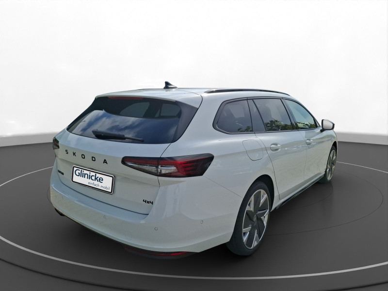 &Scaron;koda - Superb