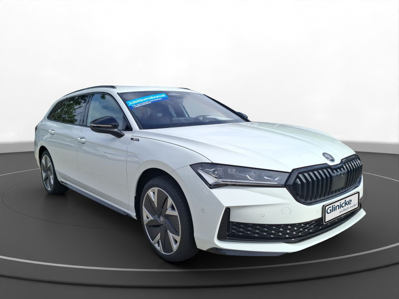 &Scaron;koda - Superb