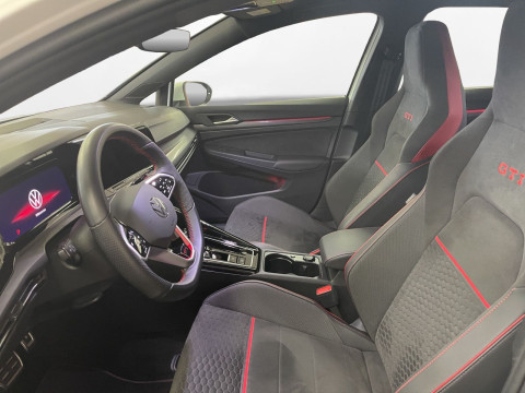 Volkswagen - Golf GTI