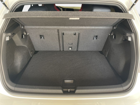 Volkswagen - Golf GTI