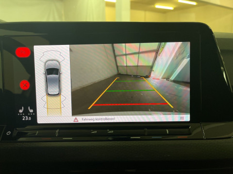 Volkswagen - Golf GTI