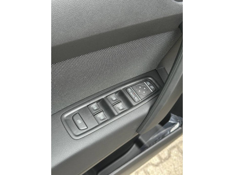 thumb-undefined