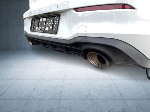 Volkswagen - Golf GTI