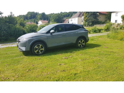 Ansicht 2 - Gebrauchtwagen Fahrzeug, Modell Qashqai der Marke Nissan von Verkäufer Autohaus Roland Stern - Zweigniederlassung der Autohaus MKM Huber GmbH