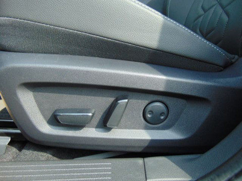 thumb-undefined