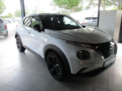 Automodell: Juke in der Farbe weiß