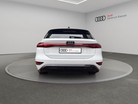 Audi - A6 Avant e-tron