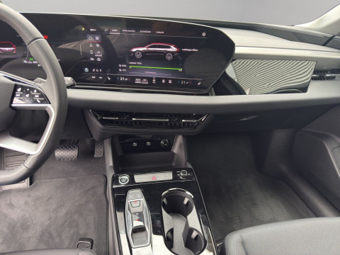 Audi - A6 Avant e-tron