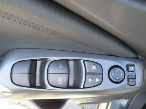 thumb-undefined