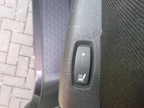 thumb-undefined