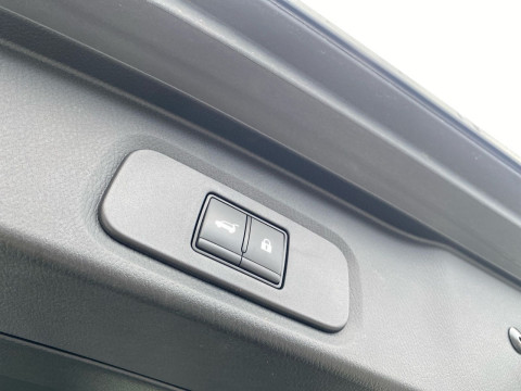 Ansicht 13 - Gebrauchtwagen Fahrzeug, Modell Qashqai der Marke Nissan von Verkäufer Autohaus Wegener Berlin GmbH - Filiale Köpenick