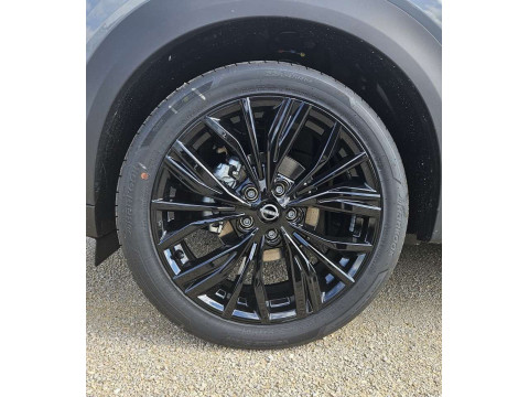 thumb-undefined
