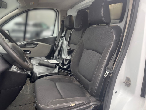 Ansicht 9 - Gebrauchtwagen Fahrzeug, Modell NV300 der Marke Nissan von Verkäufer Autohaus Ebner GmbH