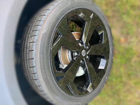 thumb-undefined