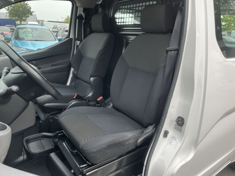 Ansicht 10 - Gebrauchtwagen Fahrzeug, Modell e-NV200 der Marke Nissan von Verkäufer Mattern GmbH