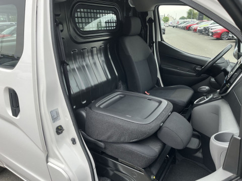 Ansicht 22 - Gebrauchtwagen Fahrzeug, Modell e-NV200 der Marke Nissan von Verkäufer Mattern GmbH