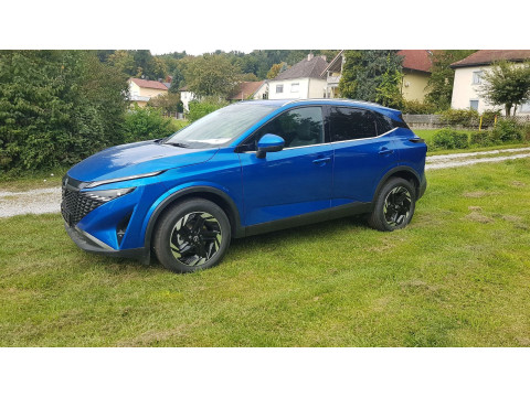 Ansicht 2 - Neuwagen Fahrzeug, Modell Qashqai der Marke Nissan von Verkäufer Autohaus Roland Stern - Zweigniederlassung der Autohaus MKM Huber GmbH
