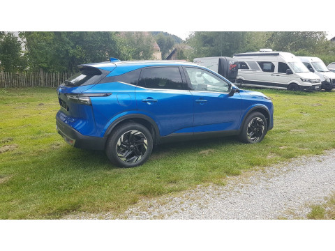 Ansicht 3 - Neuwagen Fahrzeug, Modell Qashqai der Marke Nissan von Verkäufer Autohaus Roland Stern - Zweigniederlassung der Autohaus MKM Huber GmbH