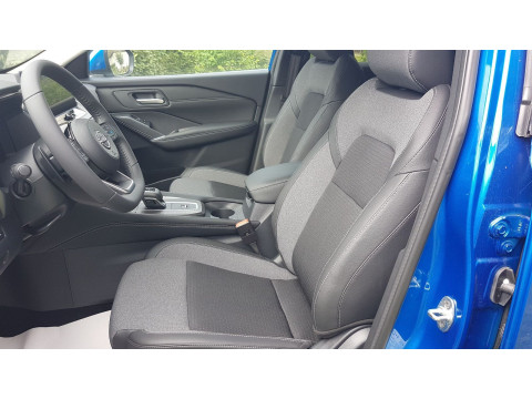Ansicht 5 - Neuwagen Fahrzeug, Modell Qashqai der Marke Nissan von Verkäufer Autohaus Roland Stern - Zweigniederlassung der Autohaus MKM Huber GmbH