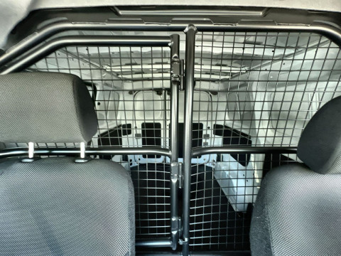 Ansicht 28 - Gebrauchtwagen Fahrzeug, Modell e-NV200 der Marke Nissan von Verkäufer Mattern GmbH