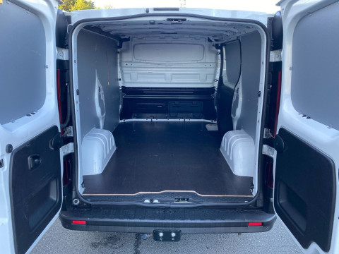 Ansicht 11 - Gebrauchtwagen Fahrzeug, Modell NV300 der Marke Nissan von Verkäufer Mattern GmbH