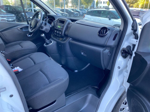 Ansicht 16 - Gebrauchtwagen Fahrzeug, Modell NV300 der Marke Nissan von Verkäufer Mattern GmbH