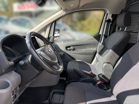 Ansicht 7 - Gebrauchtwagen Fahrzeug, Modell e-NV200 der Marke Nissan von Verkäufer Automobile J. Heddier GmbH