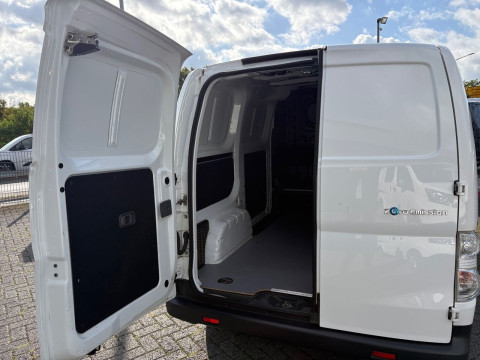 Ansicht 12 - Gebrauchtwagen Fahrzeug, Modell e-NV200 der Marke Nissan von Verkäufer Automobile J. Heddier GmbH