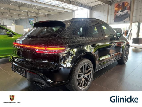 Porsche - Macan