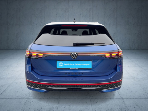 Volkswagen Passat Variant - Passat Variant R-Line 2.0 TDI 4M StHz/AHK/Nav/Matrix/Assist