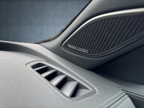 Volkswagen - Passat Variant