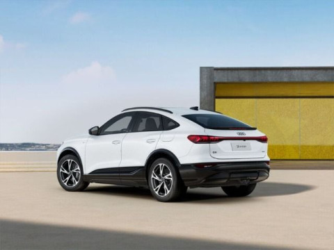 Audi - Q6 Sportback e-tron