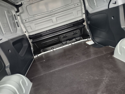 Ansicht 9 - Neuwagen Fahrzeug, Modell Primastar der Marke Nissan von Verkäufer Autohaus Karl Hilpert GmbH