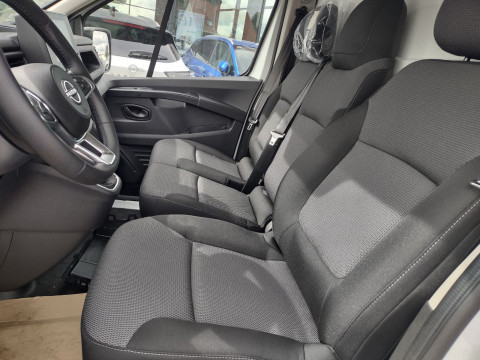 Ansicht 13 - Neuwagen Fahrzeug, Modell Primastar der Marke Nissan von Verkäufer Autohaus Karl Hilpert GmbH