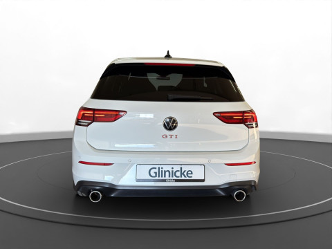 Volkswagen - Golf GTI