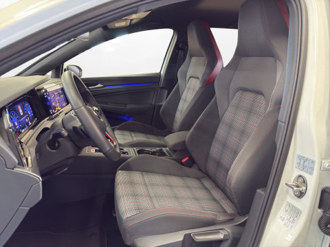 Volkswagen - Golf GTI