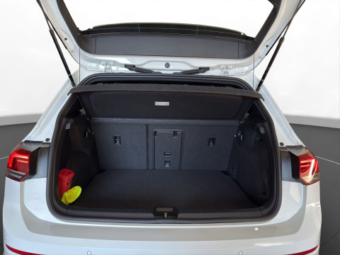 Volkswagen - Golf GTI