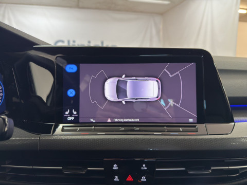 Volkswagen - Golf GTI