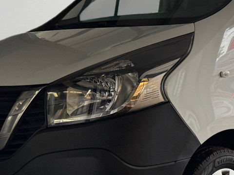 Ansicht 5 - Gebrauchtwagen Fahrzeug, Modell NV300 der Marke Nissan von Verkäufer Autohaus Wegener Berlin GmbH - Filiale Spandau