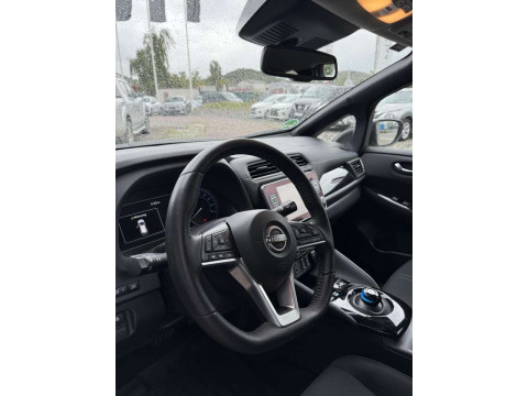thumb-undefined