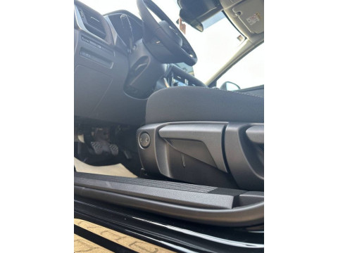 thumb-undefined