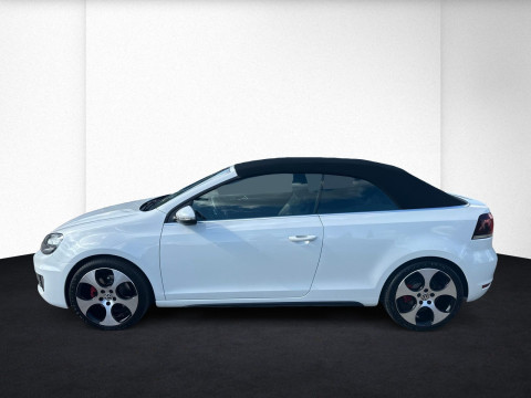 Volkswagen - Golf GTI